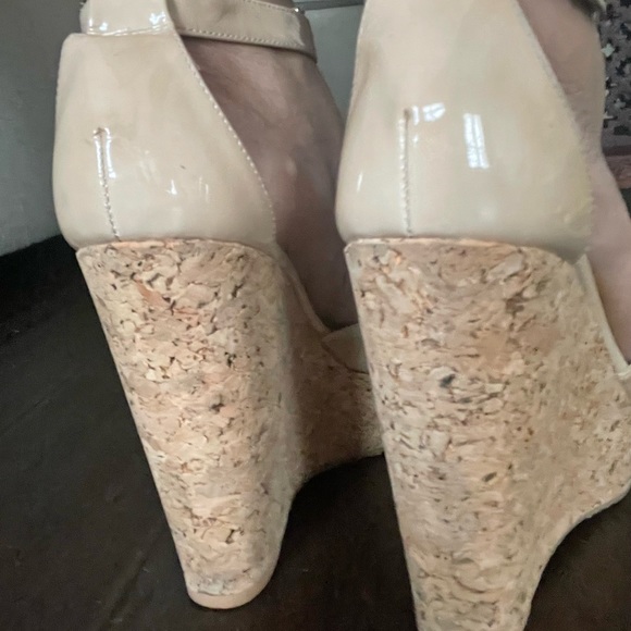 Jimmy Choo platform patent sandal Size Eu40 - Picture 8 of 8